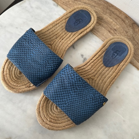 UGG Shoes - UGG Cherry Exotic Slip on espadrille sandals Slides size 8 Blue